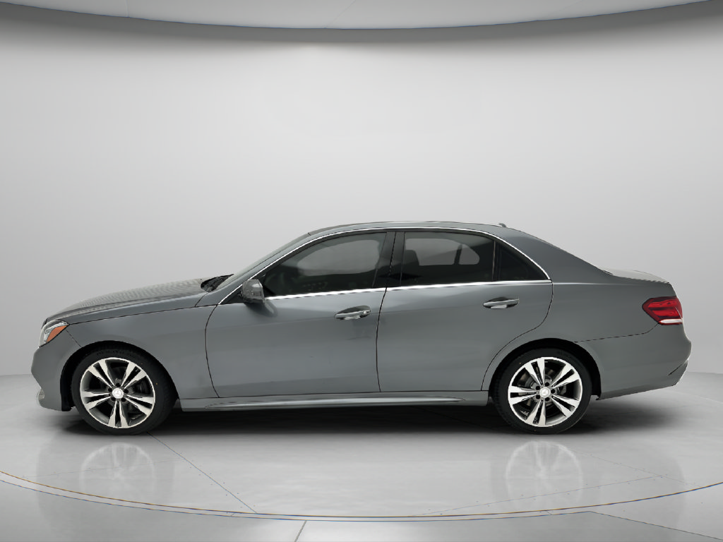 Used 2016 Mercedes-Benz E 350 4MATIC Sedan image 8