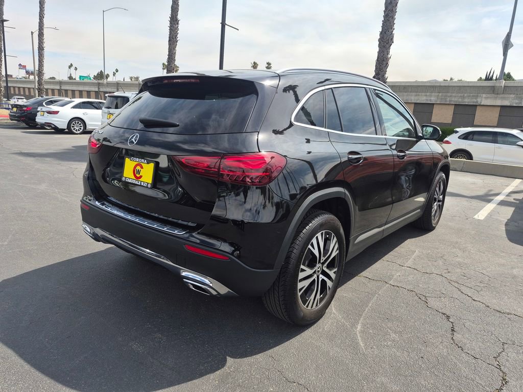 Used 2025 Mercedes-Benz GLA 250 image 12