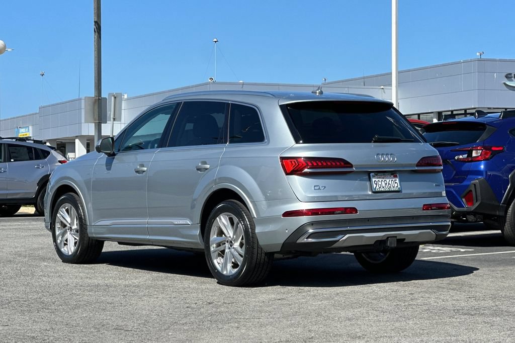 Used 2023 Audi Q7 2.0T Premium w/ Convenience Package AWD/4WD image 6