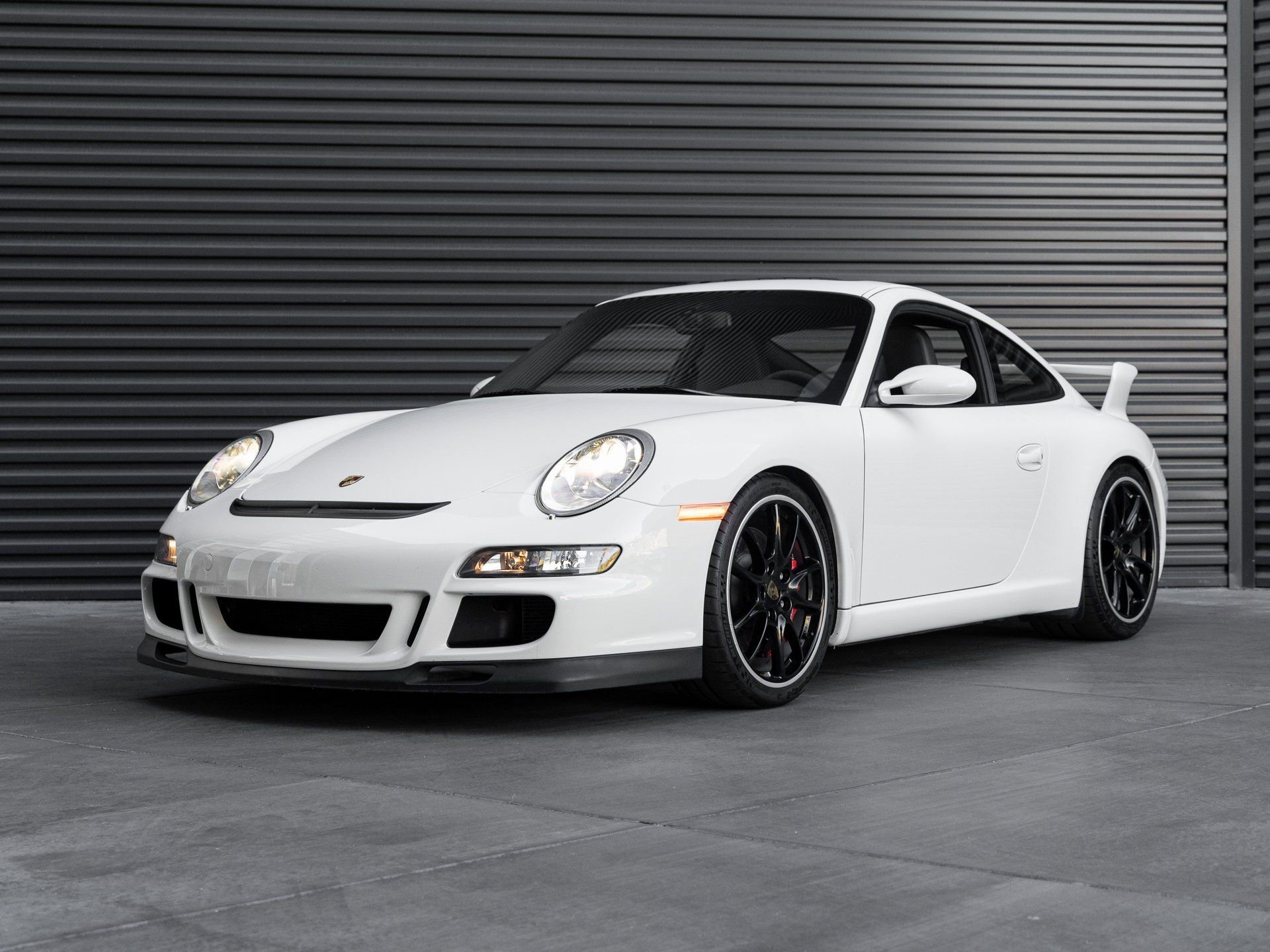 Used 2007 Porsche 911 GT3 RWD image 1