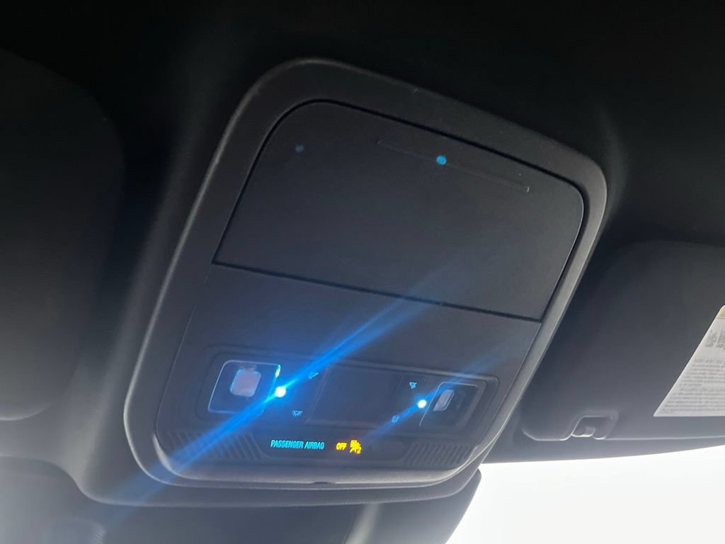 Used 2020 Ford Explorer XLT w/ Equipment Group 202A AWD/4WD image 78