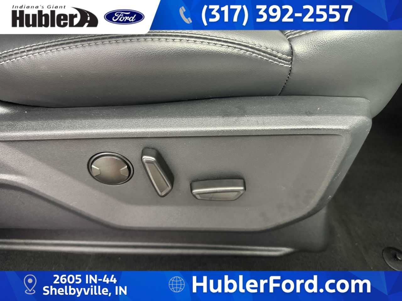 Used 2025 Ford Expedition Platinum AWD/4WD image 28