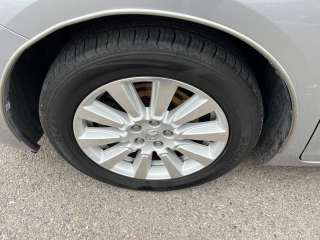 Used 2017 Toyota Sienna Limited FWD image 27