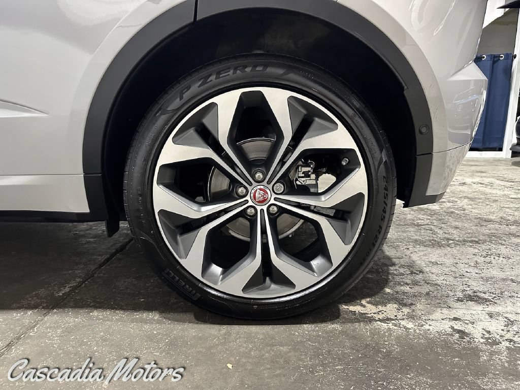 Used 2019 Jaguar E-PACE R-Dynamic HSE AWD/4WD image 30