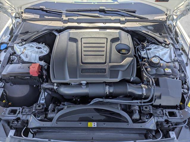 Used 2020 Jaguar XE S image 22