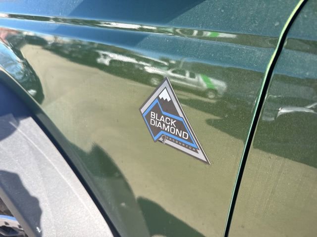 Used 2023 Ford Bronco Black Diamond w/ Sasquatch Package image 7