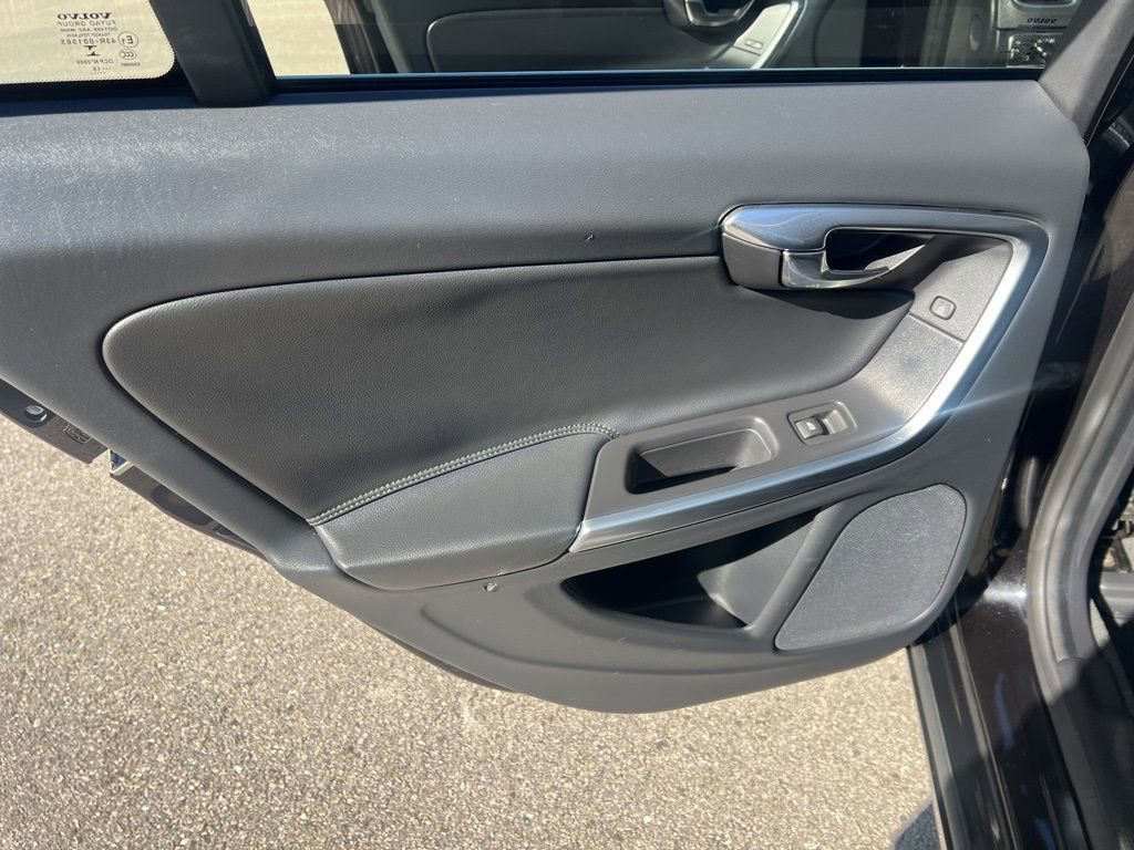 Used 2016 Volvo S60 T5 Premier w/ Convenience Package image 20