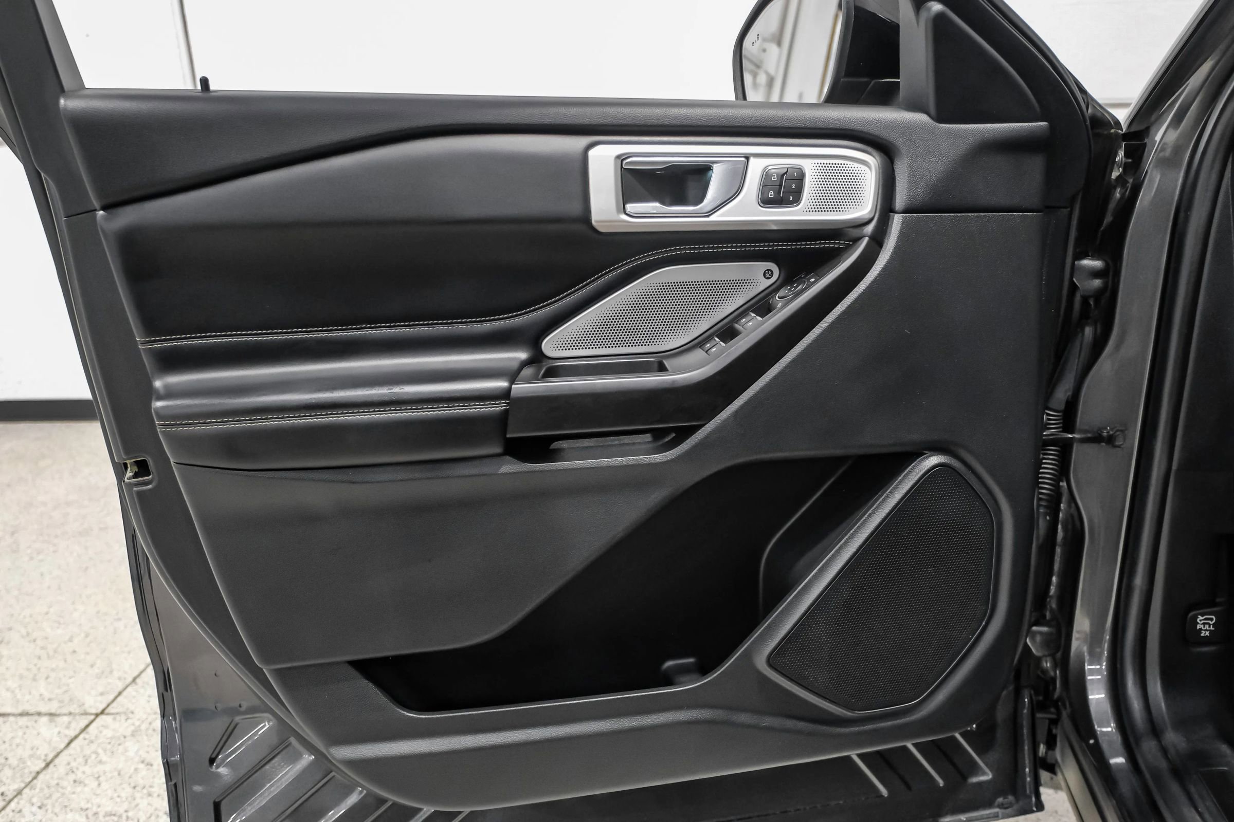 Used 2020 Ford Explorer ST w/ ST Street Pack image 41