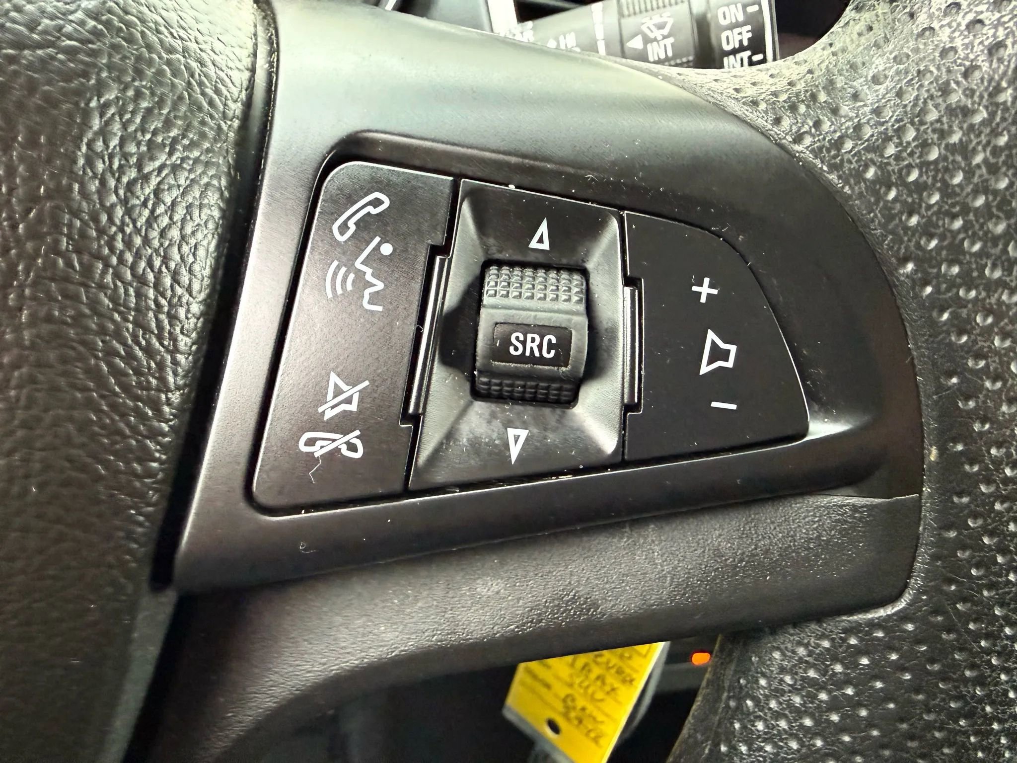 Used 2020 Chevrolet Trax LT image 30