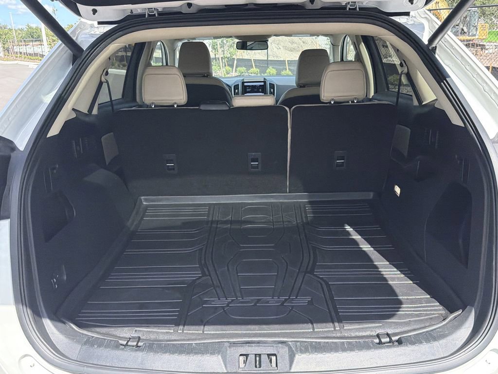 Certified 2024 Ford Edge SEL w/ Convenience Package AWD/4WD image 10