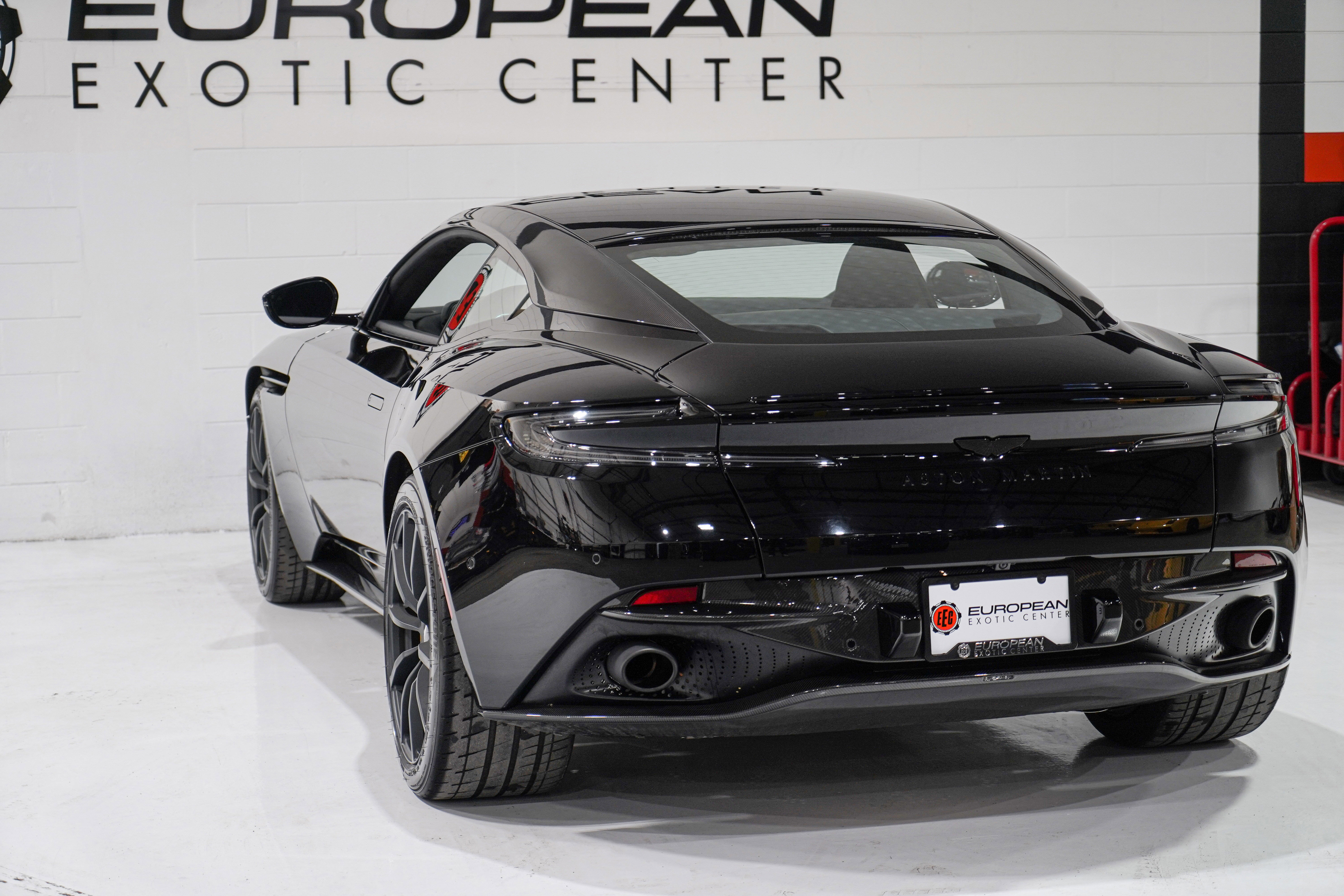 Used 2023 Aston Martin DB11 V12 RWD image 37
