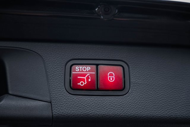 Certified 2020 Mercedes-Benz GLC 43 AMG 4MATIC image 11