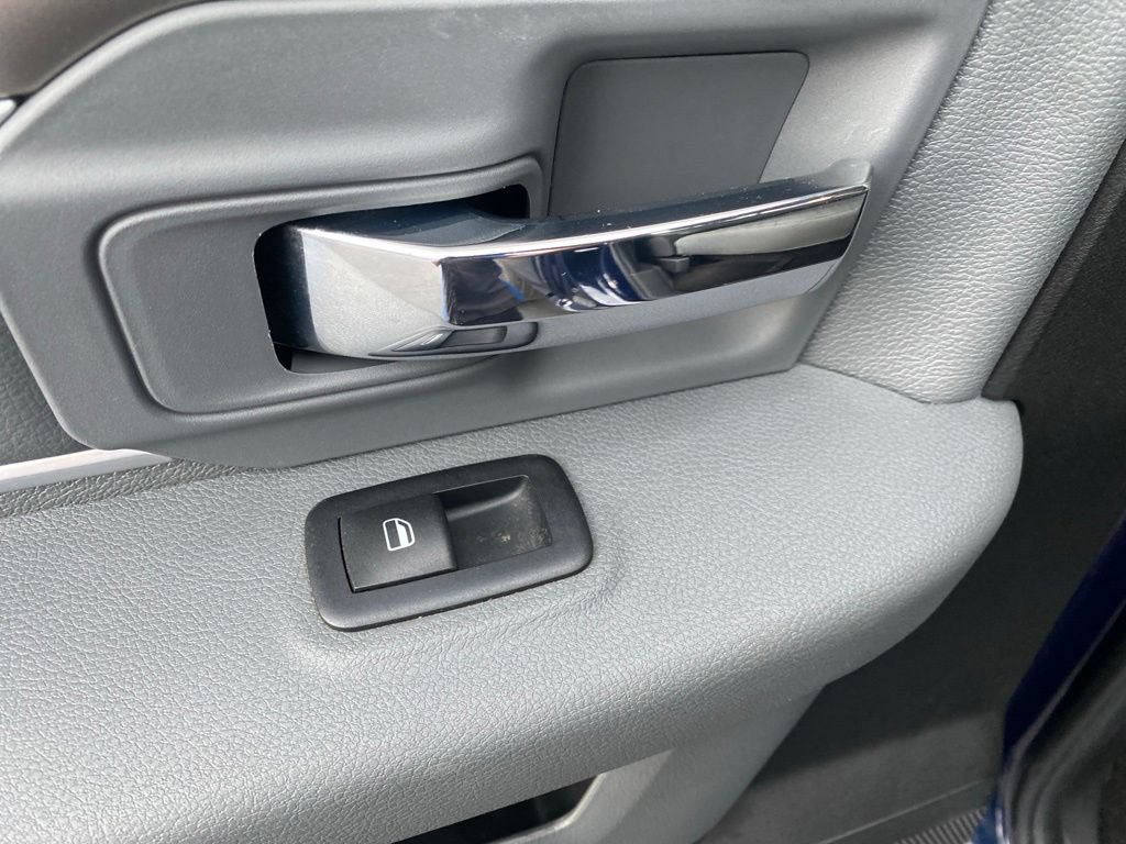 Used 2017 RAM 1500 Big Horn AWD/4WD image 43