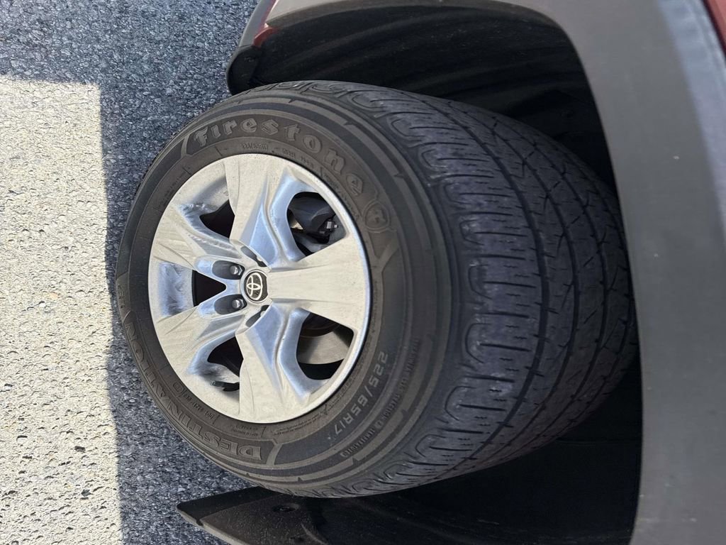 Certified 2021 Toyota RAV4 XLE w/ Convenience Package image 11