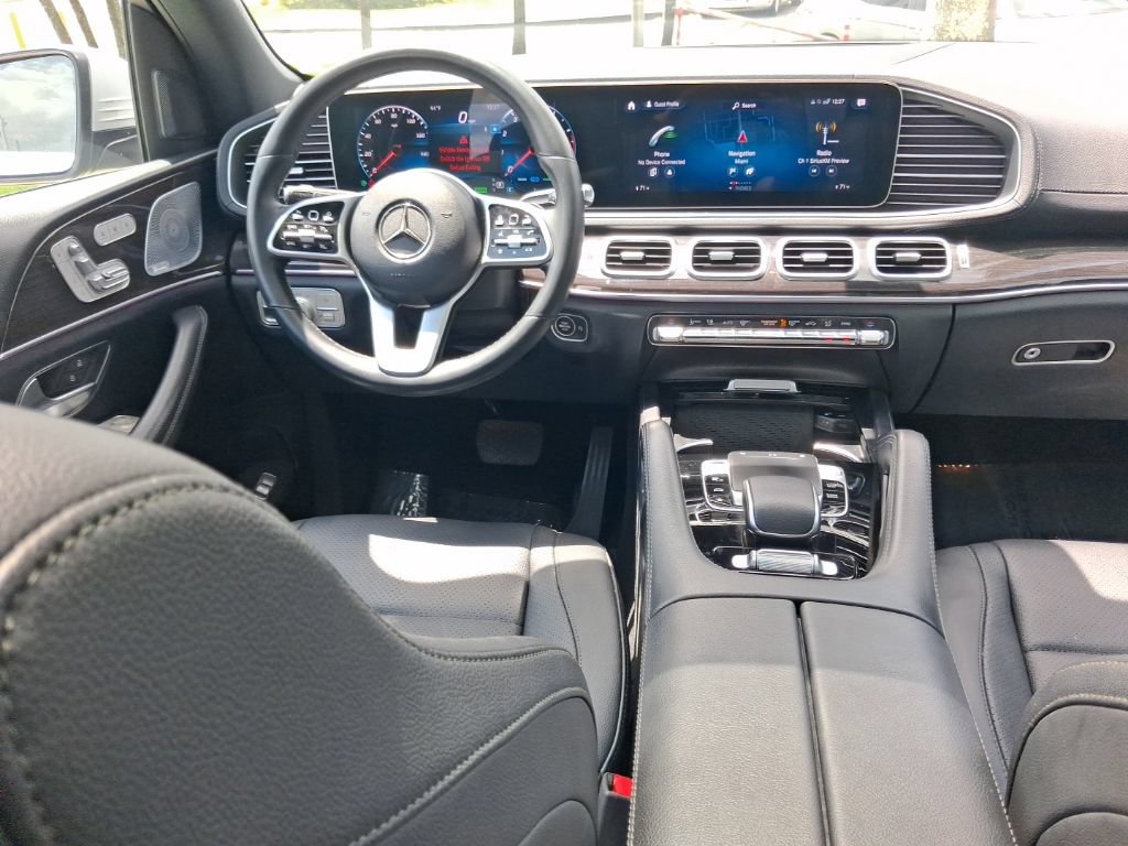 Used 2020 Mercedes-Benz GLS 450 4MATIC image 10