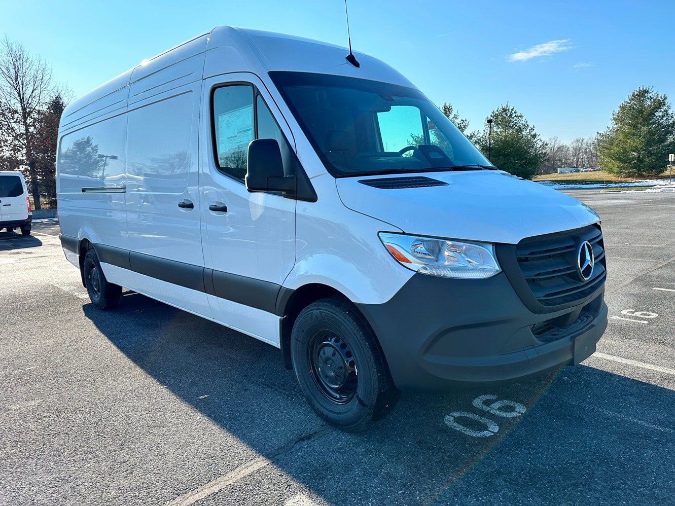 Used 2025 Mercedes-Benz Sprinter 2500 image 1