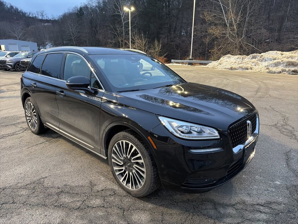 Used 2022 Lincoln Corsair Reserve w/ Equipment Group 201A image 8