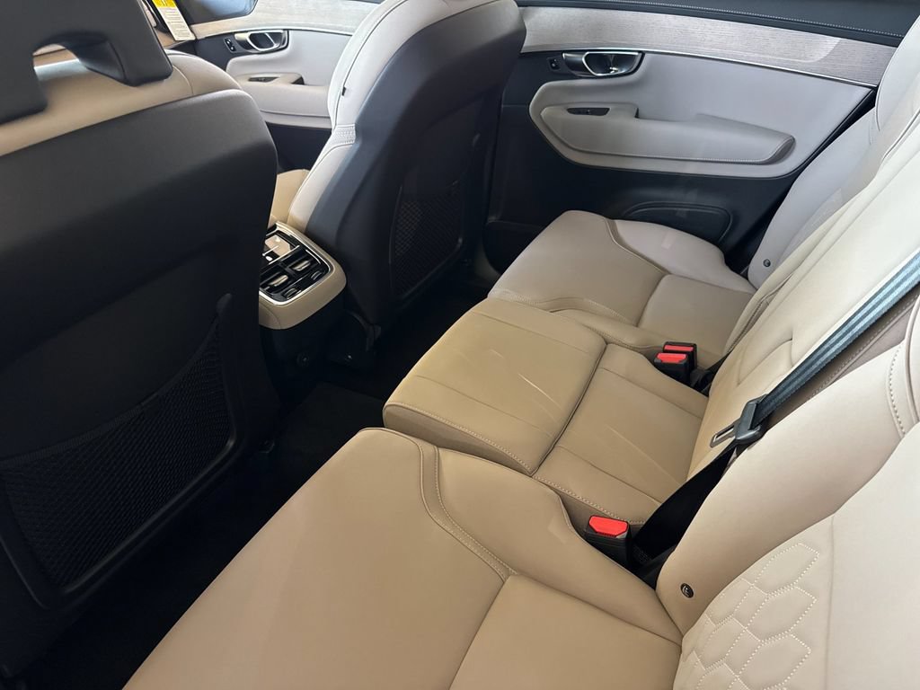 New 2026 Volvo XC90 B6 Plus AWD/4WD image 11