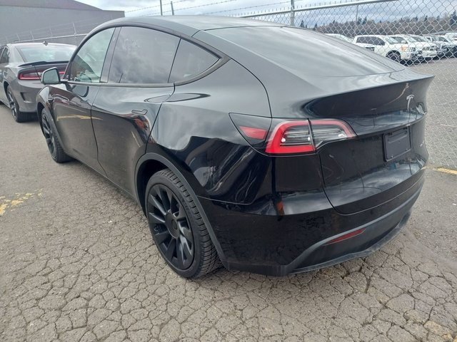 Used 2020 Tesla Model Y Long Range image 4