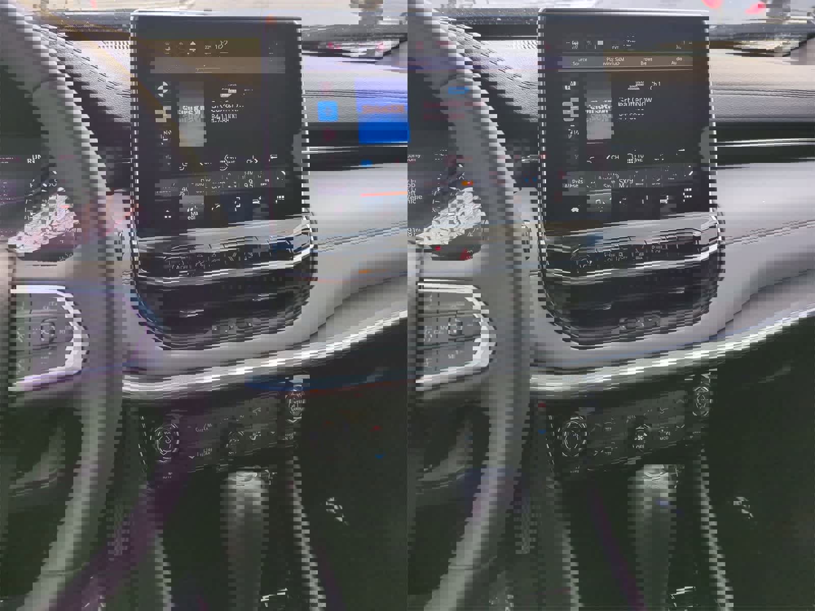 Used 2023 Jeep Compass Limited image 27