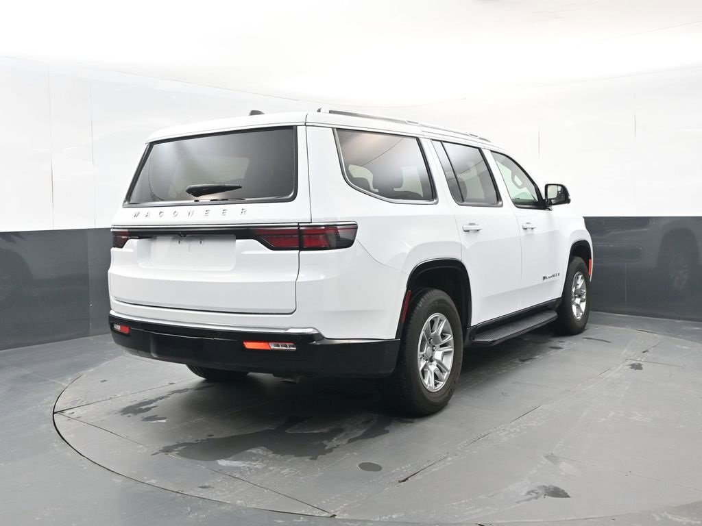 Used 2024 Jeep Wagoneer 4WD w/ Convenience Group I image 5