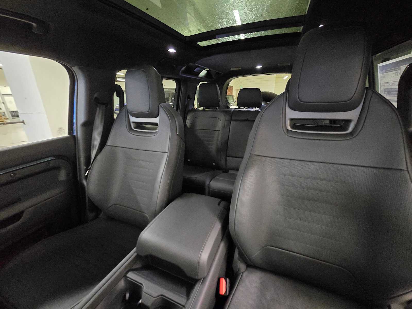 New 2026 Land Rover Defender 110 OCTA AWD/4WD image 19