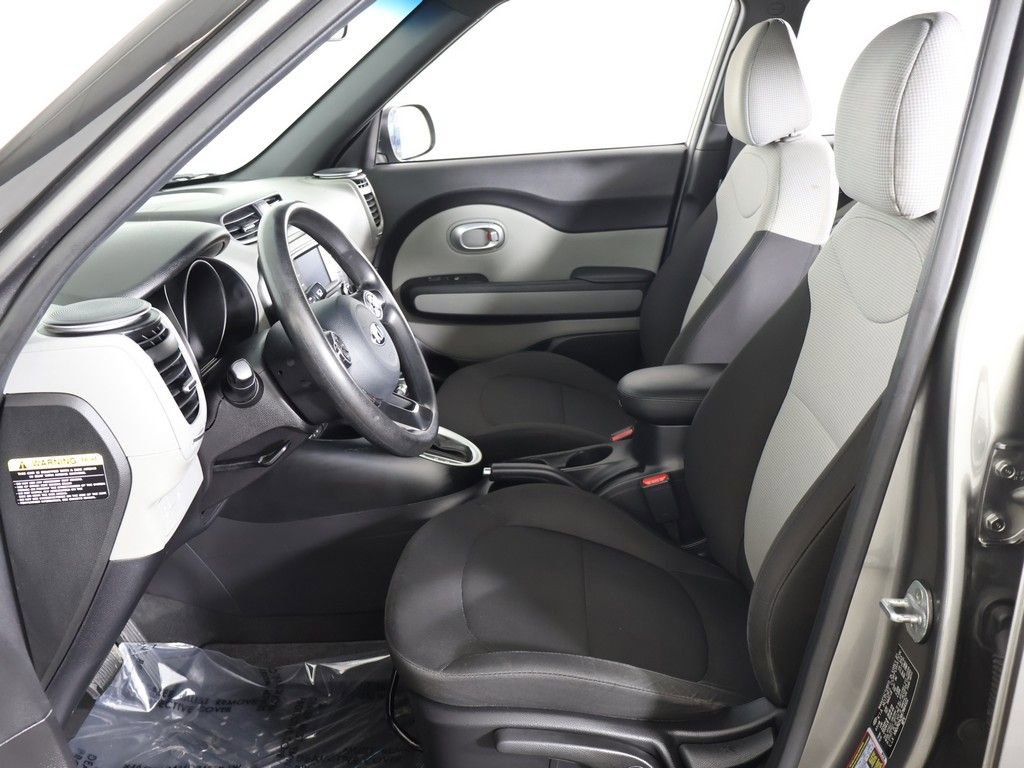 Used 2019 Kia Soul image 25