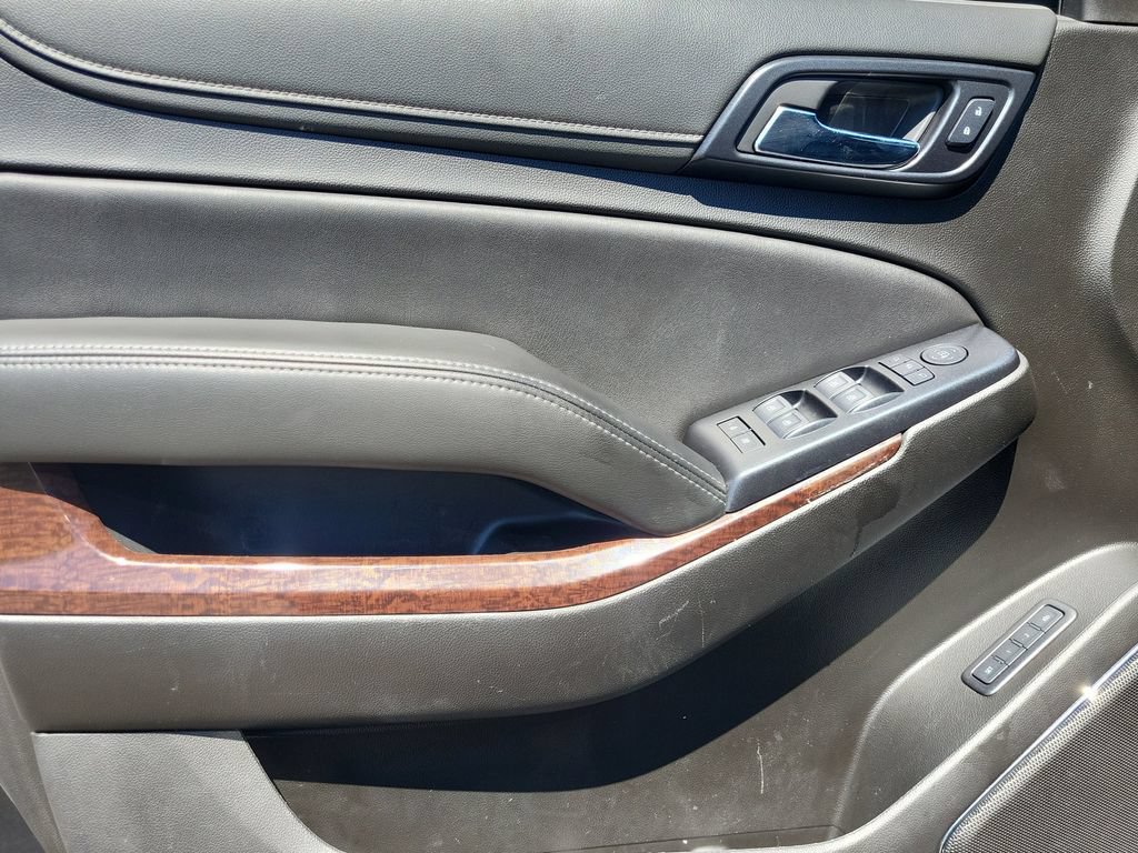 Used 2020 GMC Yukon SLT AWD/4WD image 10