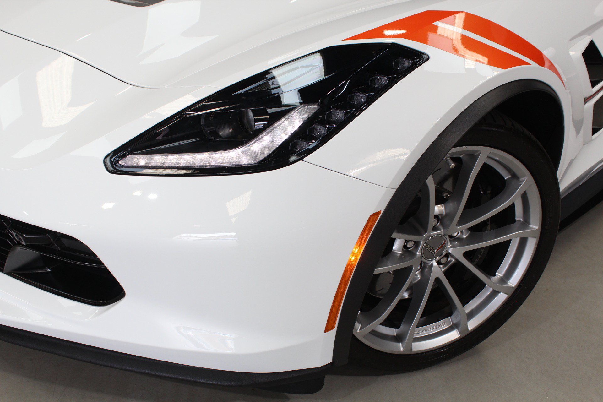 Used 2019 Chevrolet Corvette Grand Sport RWD image 9