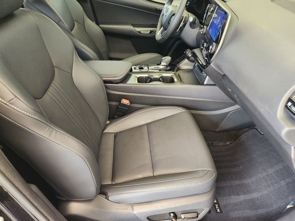 Used 2024 Lexus NX 250 FWD w/ Towing Package (2000 Lbs) image 14
