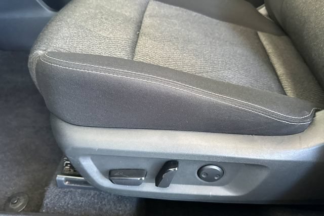 Used 2024 Nissan Rogue SV AWD/4WD image 13