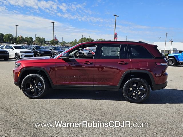 New 2025 Jeep Grand Cherokee Limited w/ Luxury Tech Group II image 4