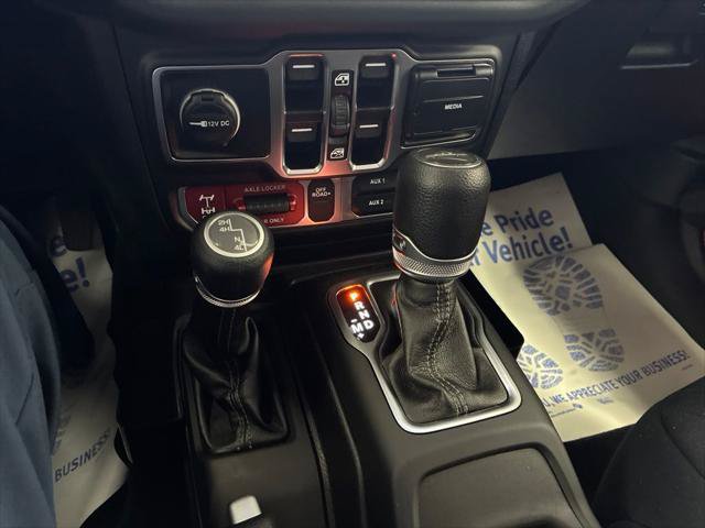 Certified 2025 Jeep Gladiator Mojave w/ Convenience Group AWD/4WD image 50