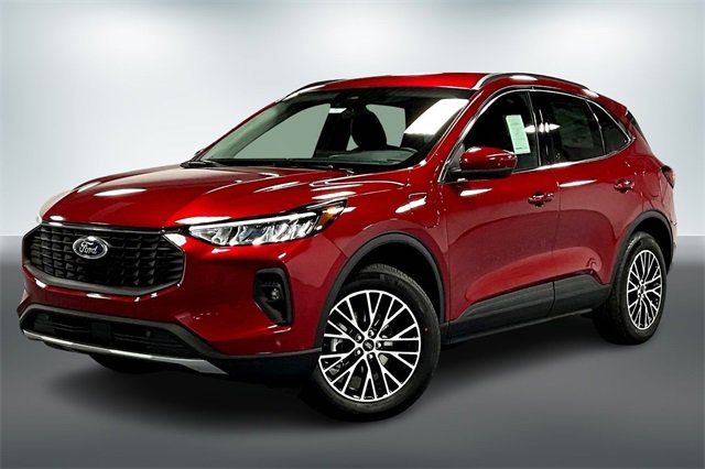 New 2026 Ford Escape SE w/ Class II Trailer Tow Package image 2