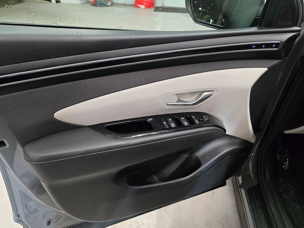 Used 2024 Hyundai Tucson Limited FWD image 14