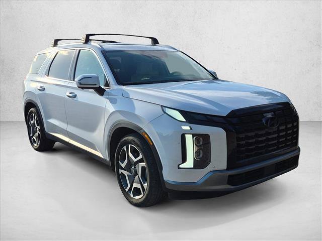 Used 2024 Hyundai Palisade Limited FWD image 3