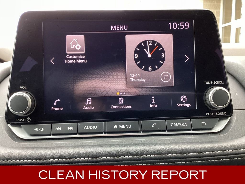 Used 2023 Nissan Rogue S image 4