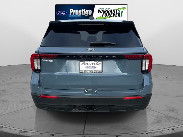 New 2027 Ford Explorer Active RWD image 5