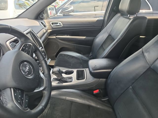 Used 2017 Jeep Grand Cherokee Altitude RWD image 10