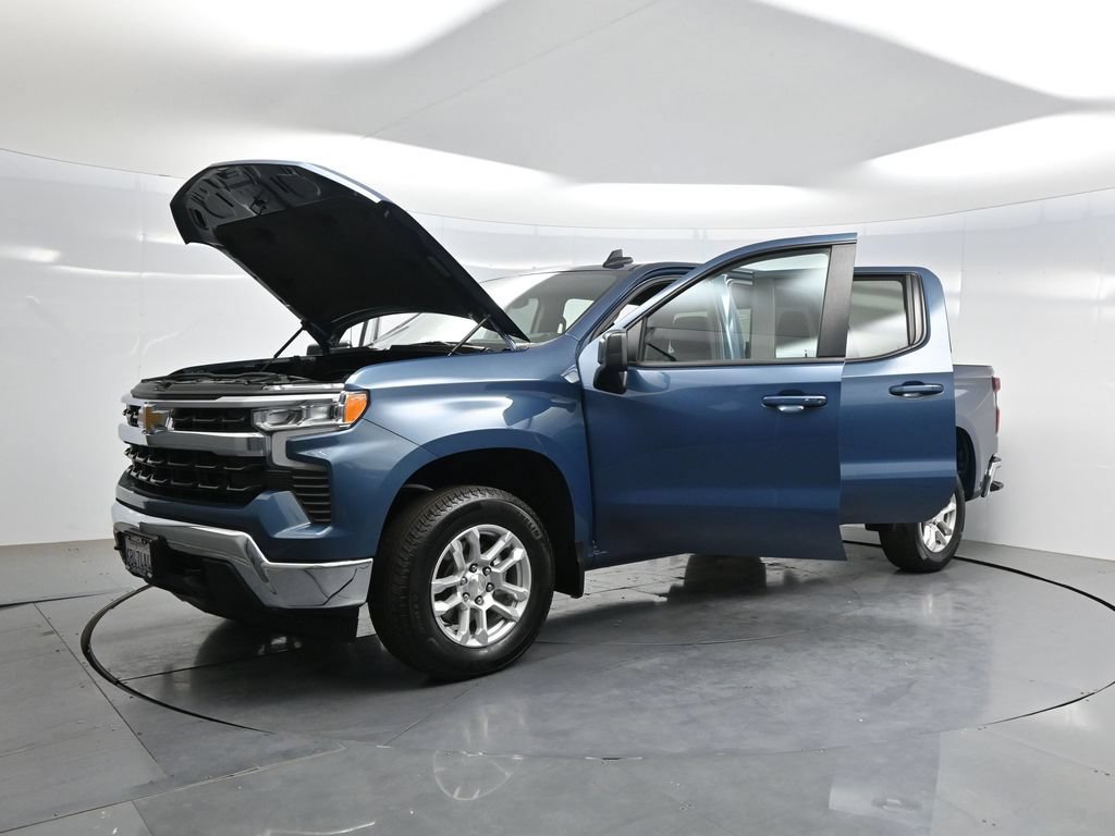 Used 2024 Chevrolet Silverado 1500 LT AWD/4WD image 43
