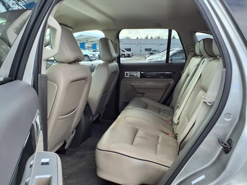 Used 2008 Lincoln MKX 2WD image 11