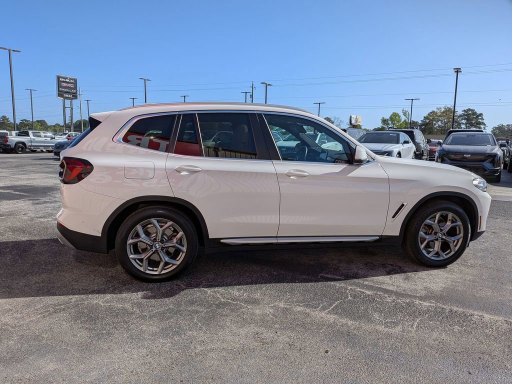 Used 2024 BMW X3 sDrive30i w/ Premium Package image 5