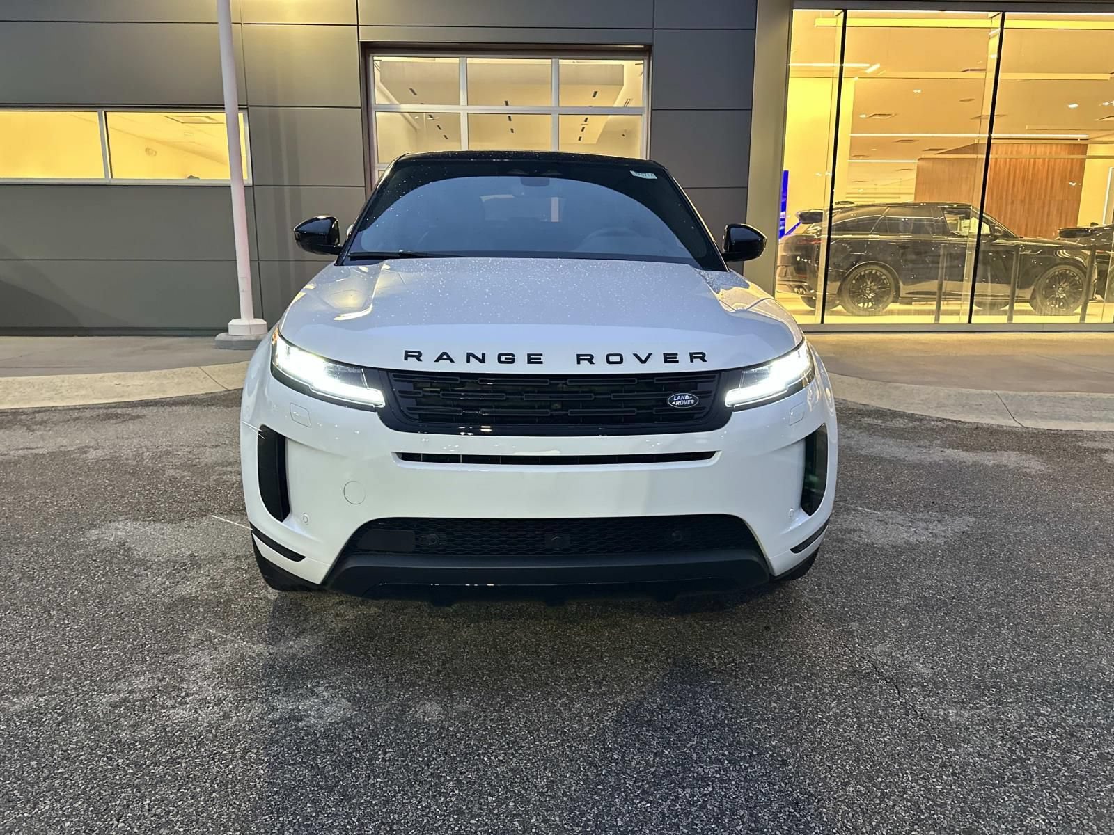 New 2026 Land Rover Range Rover Evoque S AWD/4WD image 2