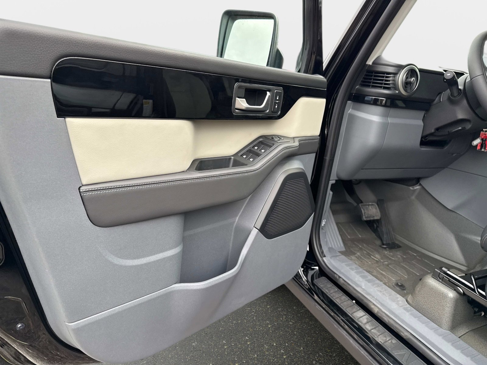 New 2025 INEOS Grenadier image 15