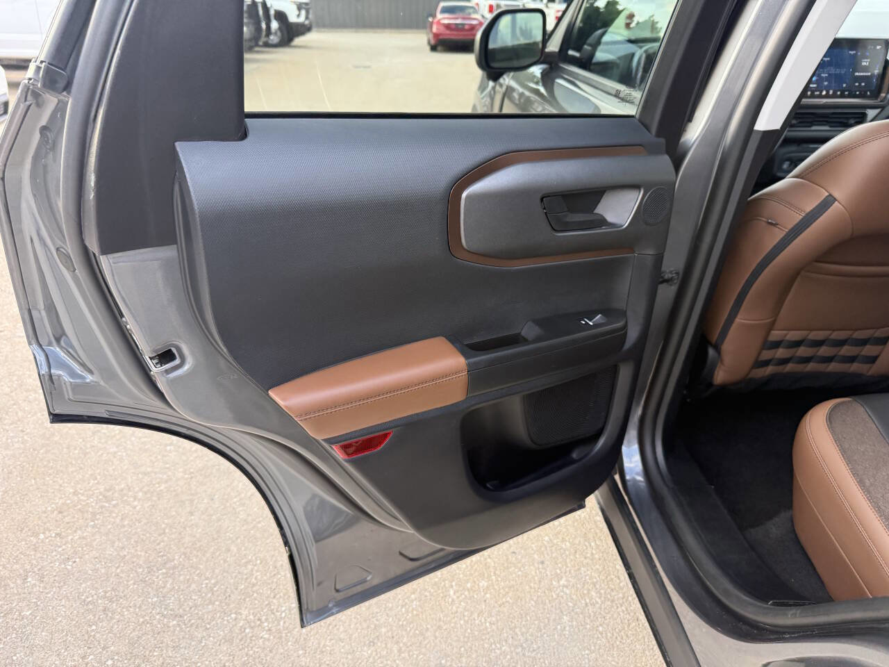 Used 2025 Ford Bronco Sport Outer Banks w/ Outer Banks Tech Package+ AWD/4WD image 14