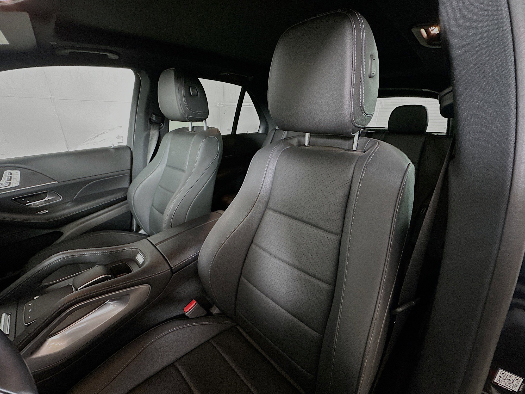 Certified 2025 Mercedes-Benz GLE 350 4MATIC image 22