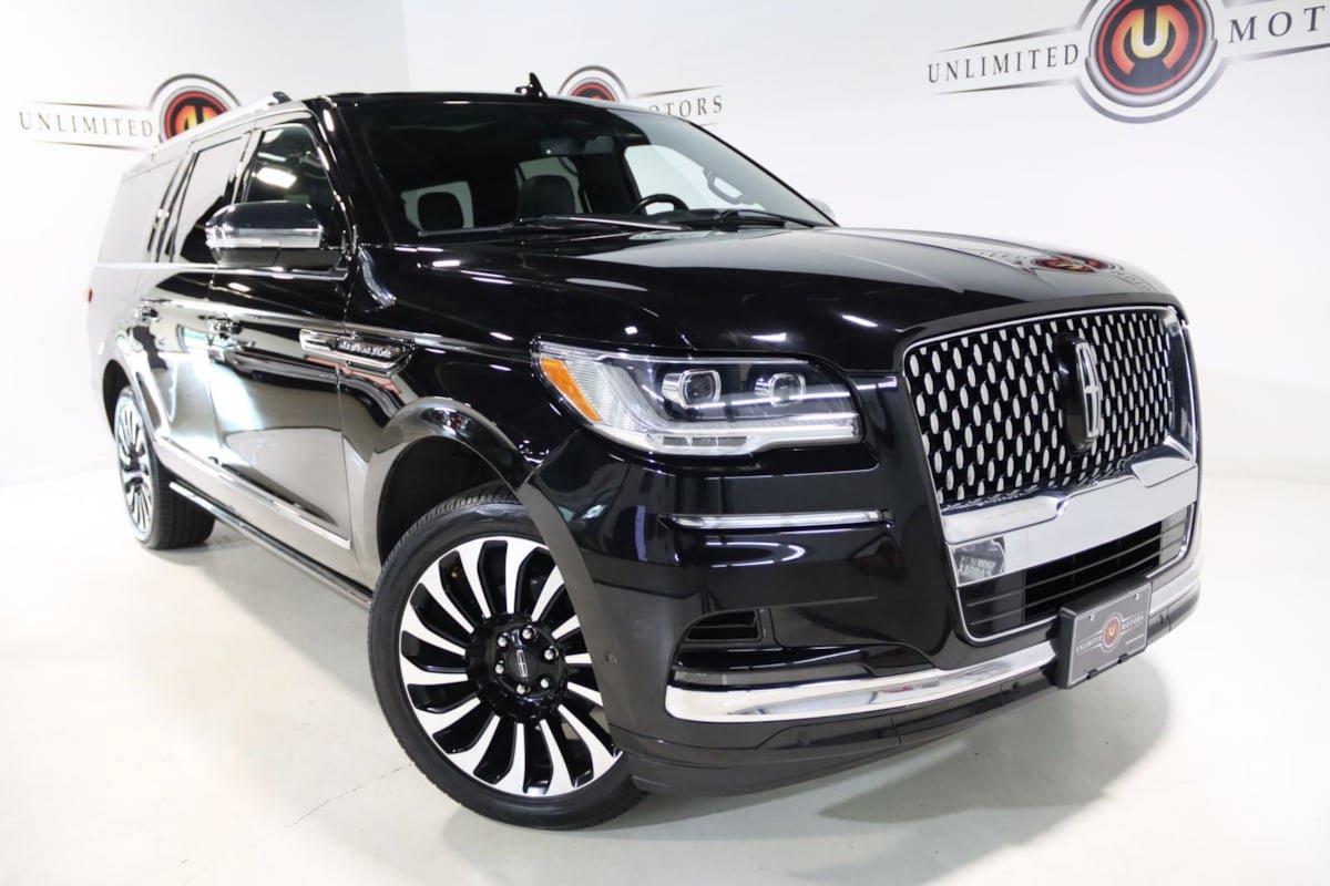 Used 2024 Lincoln Navigator L Black Label AWD/4WD image 8