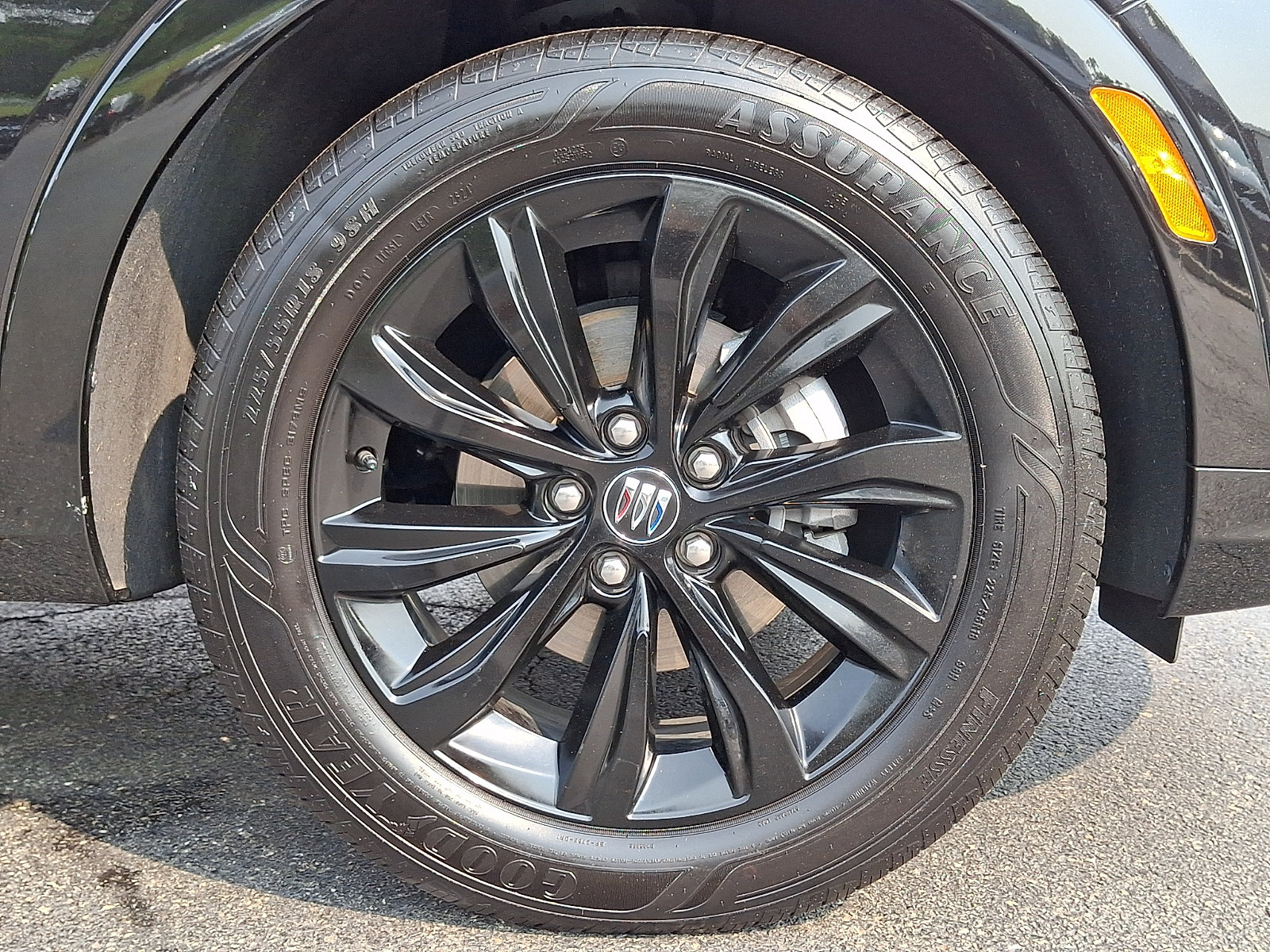 Used 2025 Buick Envista Sport Touring w/ Convenience I Package FWD image 8