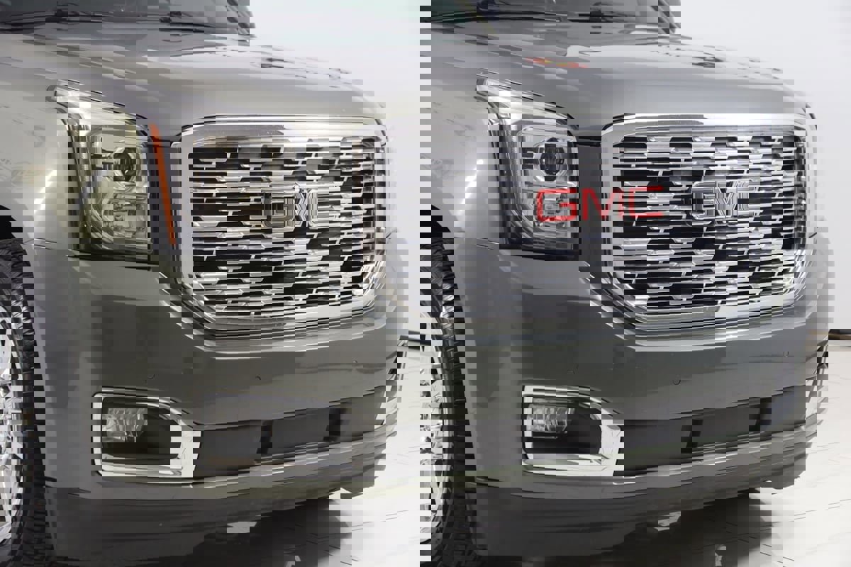 Used 2018 GMC Yukon Denali w/ Open Road Package image 40