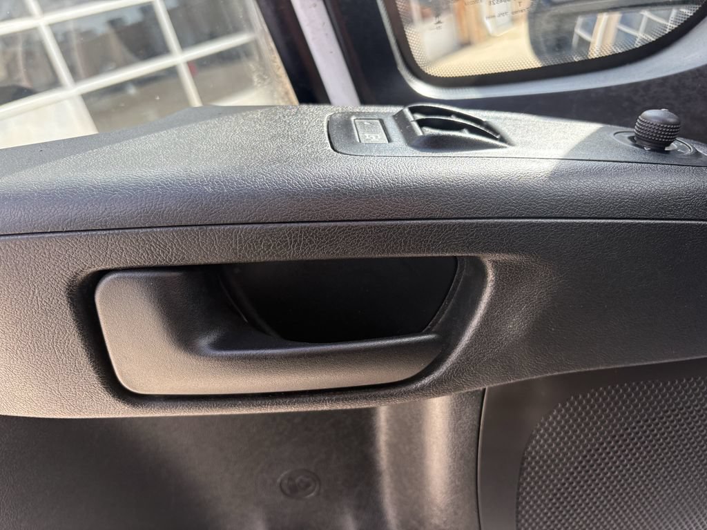 Used 2023 RAM ProMaster 2500 FWD image 11